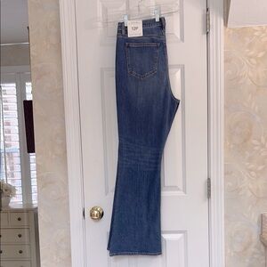 Ann Taylor “The Flare” High Rise Mid-Wash 5 Pocket Blue Women's Jeans. NWT